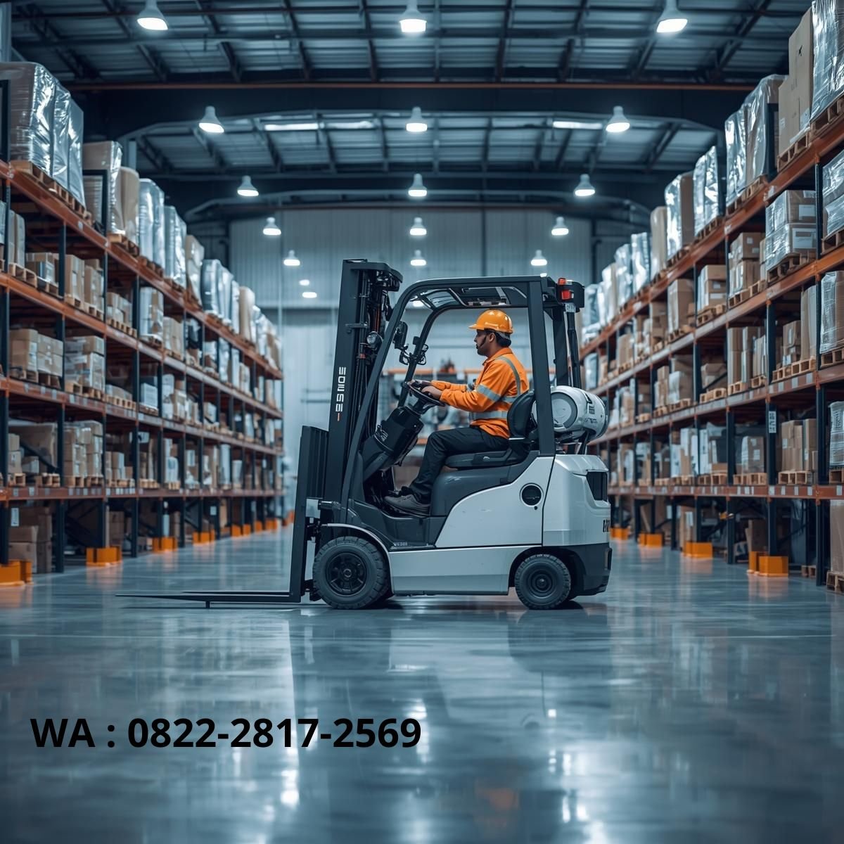 forklift listrik dalam gudang