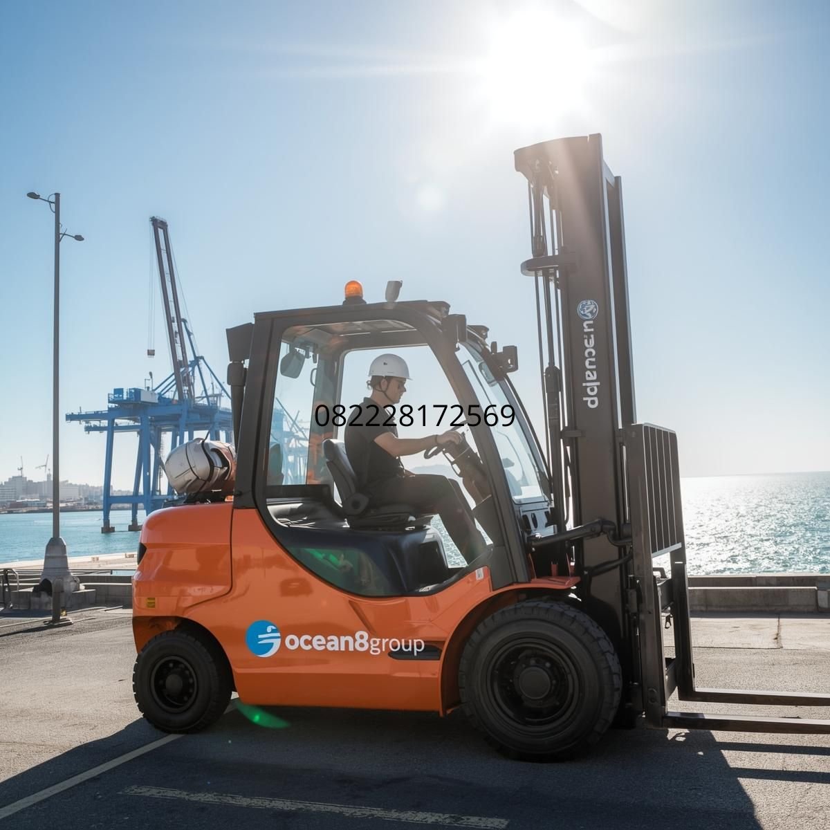 sewa forklift ocean8group dengan operator