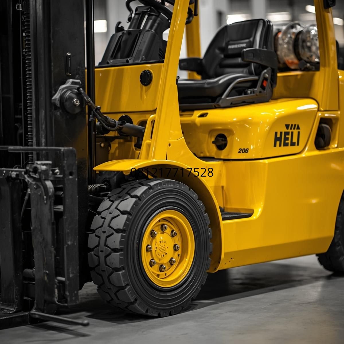 rental forklift Heli Surabaya